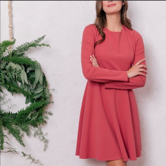 Gal Meets Glam Dresses & Skirts - 🍑GAL MEETS GLAM 🍑 Greer dress !!